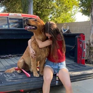 Meet your Posher, Bailey